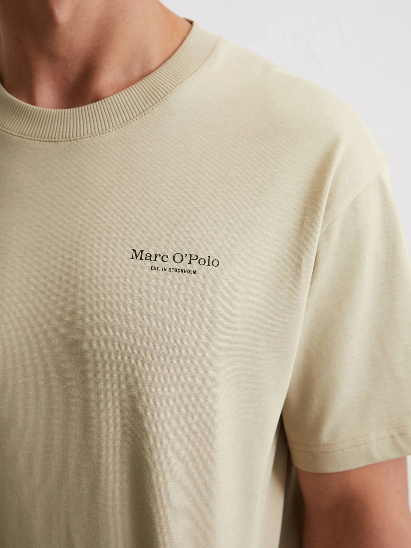 Футболки и поло Marc O’Polo модель 524206451300_111 Футболки и поло Marc O’Polo модель 524206451300_111 Фото