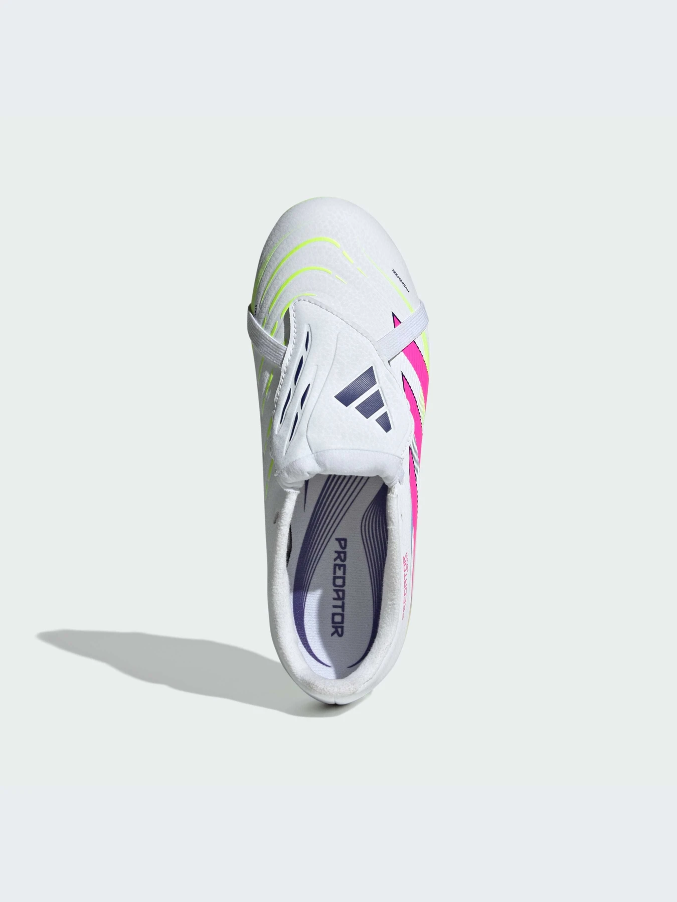 Кроссовки Adidas Predator модель ID3831-KZ Кроссовки Adidas Predator модель ID3831-KZ Фото