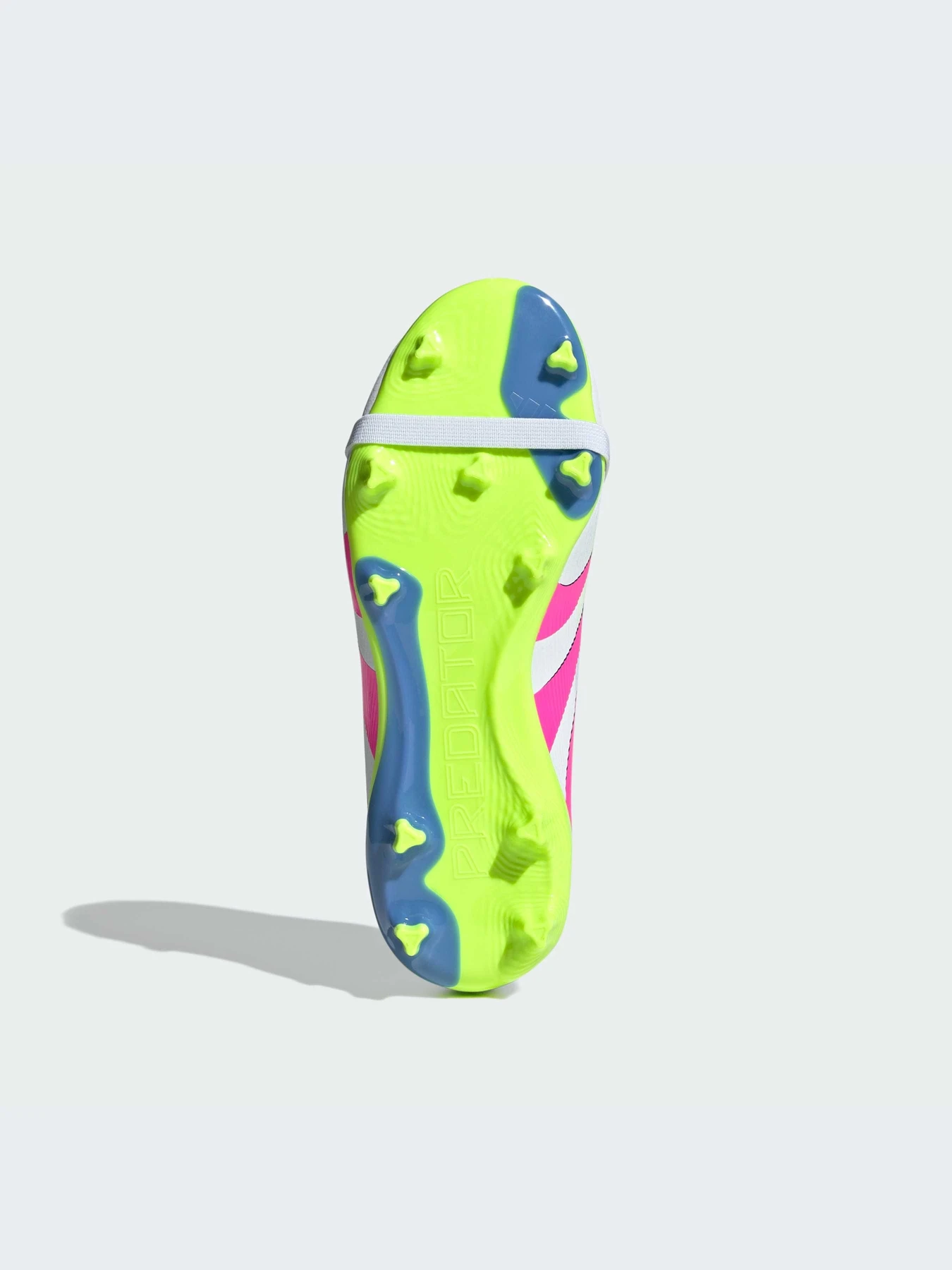 Кроссовки Adidas Predator модель ID3831-KZ Кроссовки Adidas Predator модель ID3831-KZ Фото