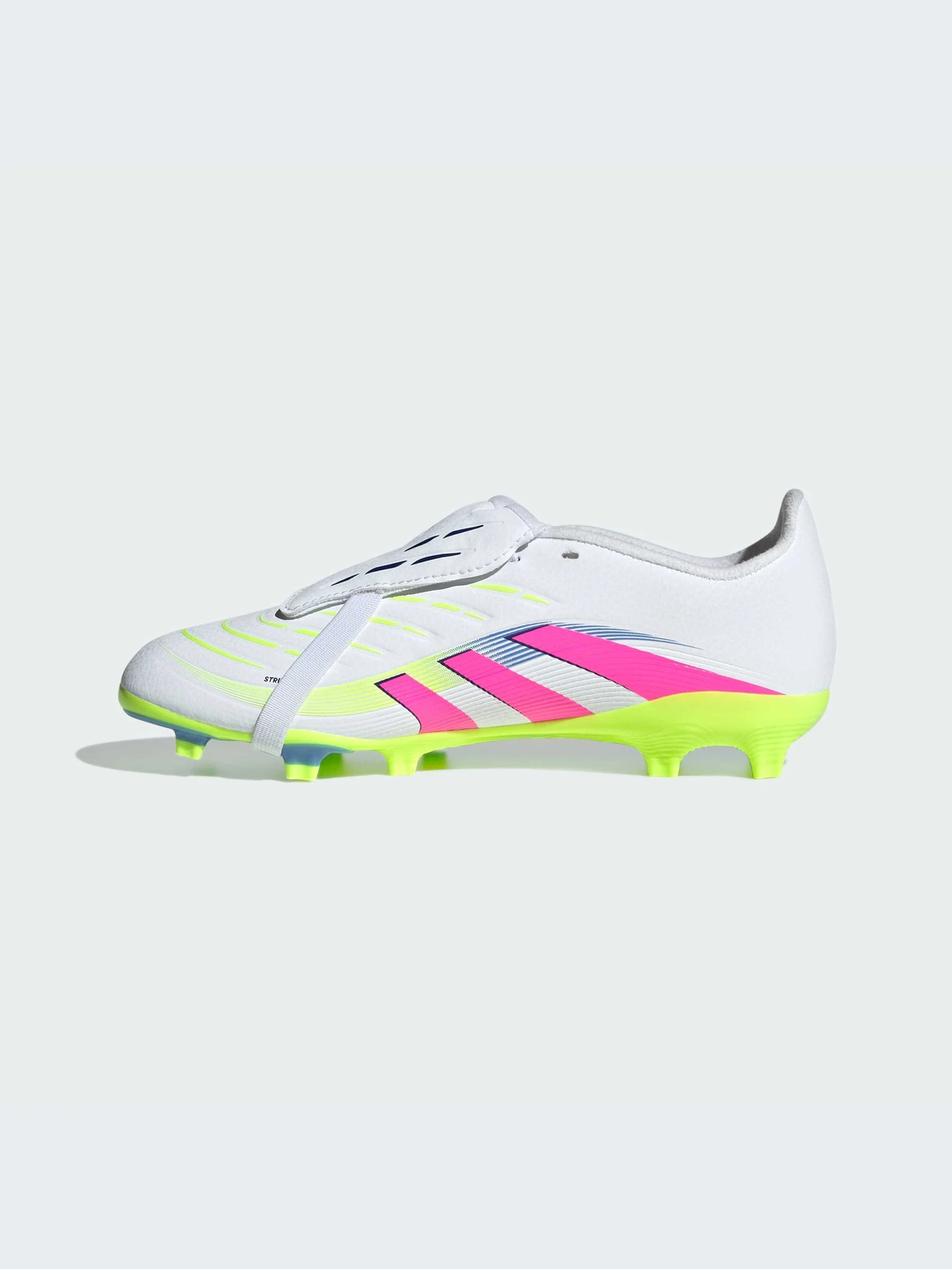 Кроссовки Adidas Predator модель ID3831-KZ Кроссовки Adidas Predator модель ID3831-KZ Фото