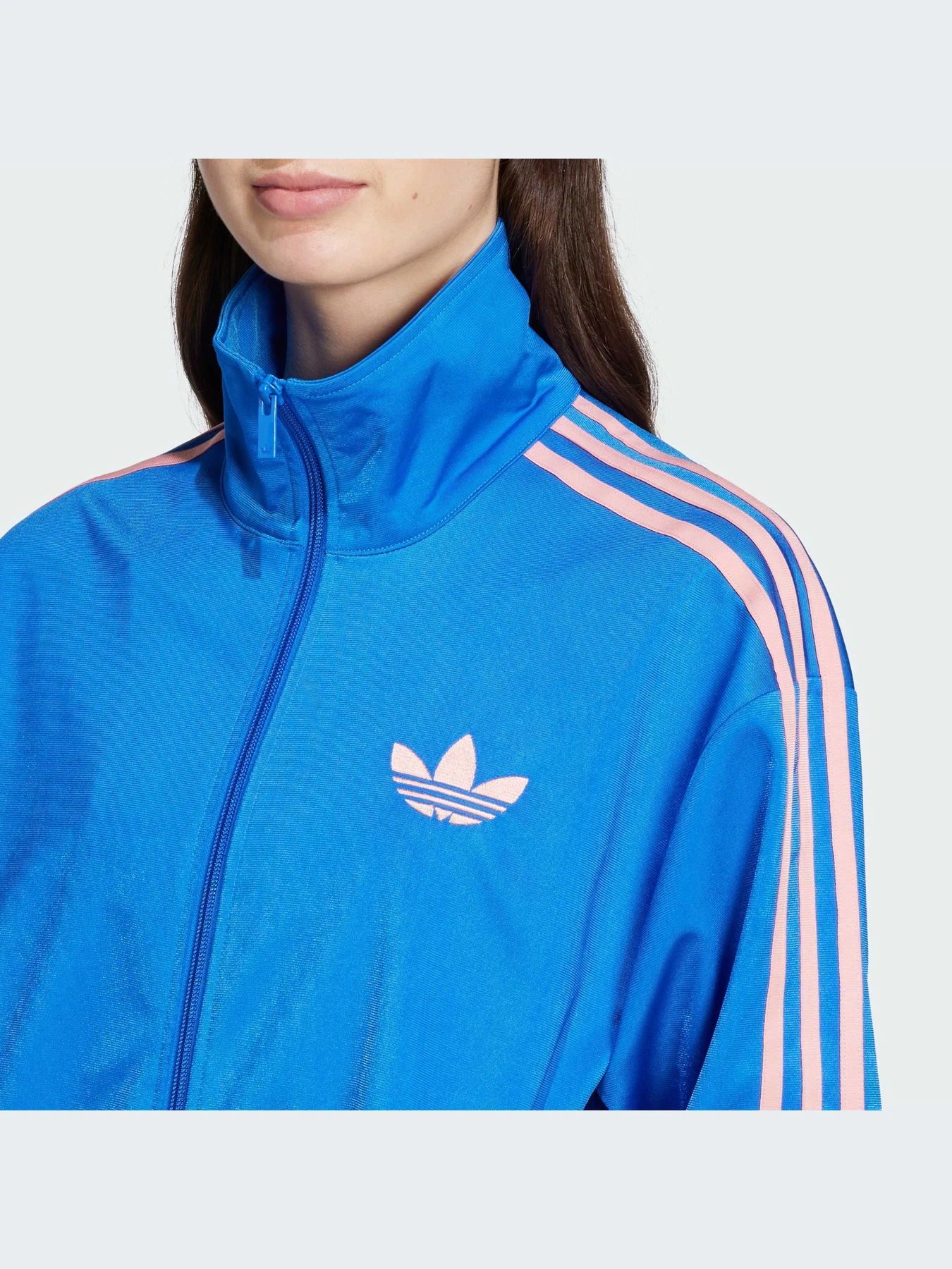 Худи и свитшоты Adidas Adicolor модель JP2301-KZ Худи и свитшоты Adidas Adicolor модель JP2301-KZ Фото