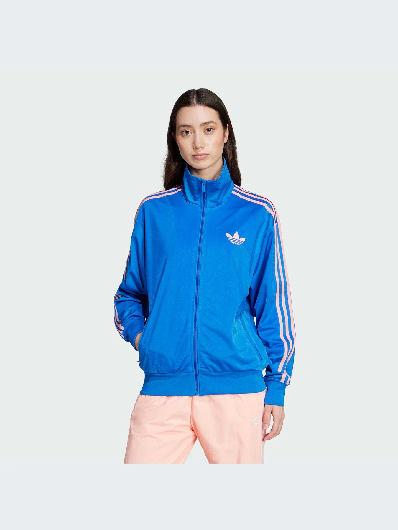 Худи и свитшоты Adidas Adicolor модель JP2301-KZ Худи и свитшоты Adidas Adicolor модель JP2301-KZ Фото