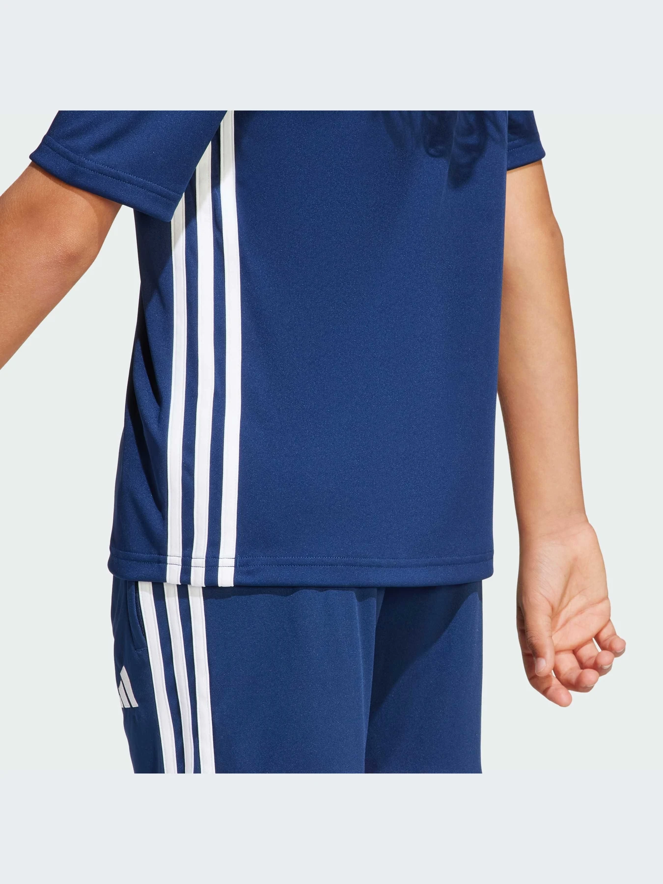 Футболки и поло Adidas Tiro модель JD0586-KZ Футболки и поло Adidas Tiro модель JD0586-KZ Фото