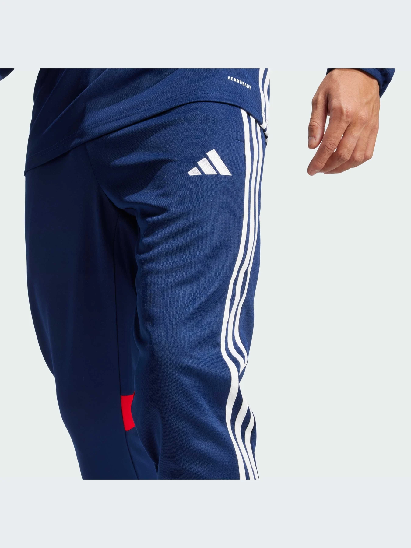 Брюки Adidas Tiro модель JD0443-KZ Брюки Adidas Tiro модель JD0443-KZ Фото