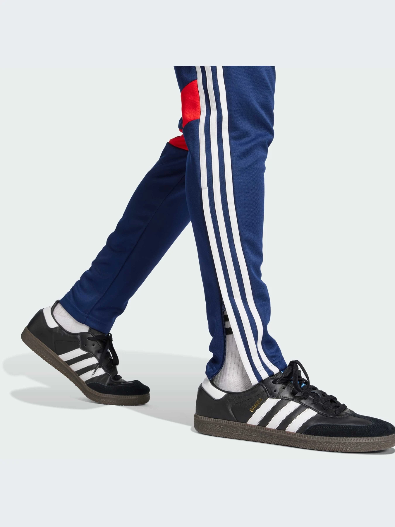 Брюки Adidas Tiro модель JD0443-KZ Брюки Adidas Tiro модель JD0443-KZ Фото