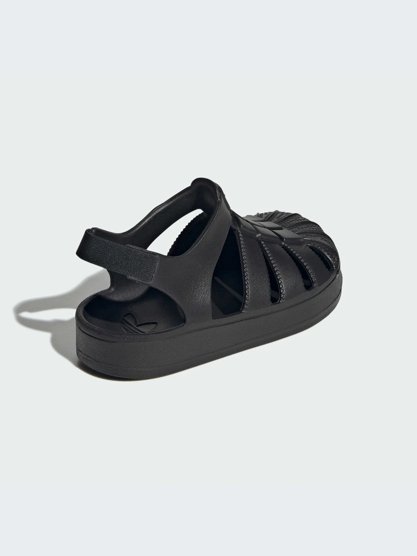 Сандалии Adidas Superstar модель JS2844-KZ Сандалии Adidas Superstar модель JS2844-KZ Фото