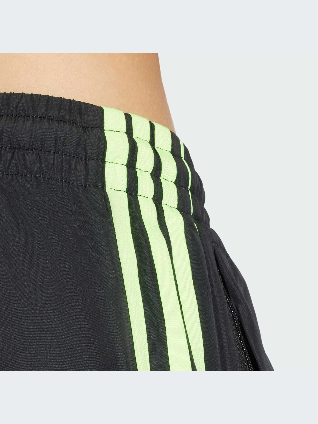 Брюки Adidas Adicolor модель JV7478-KZ Брюки Adidas Adicolor модель JV7478-KZ Фото