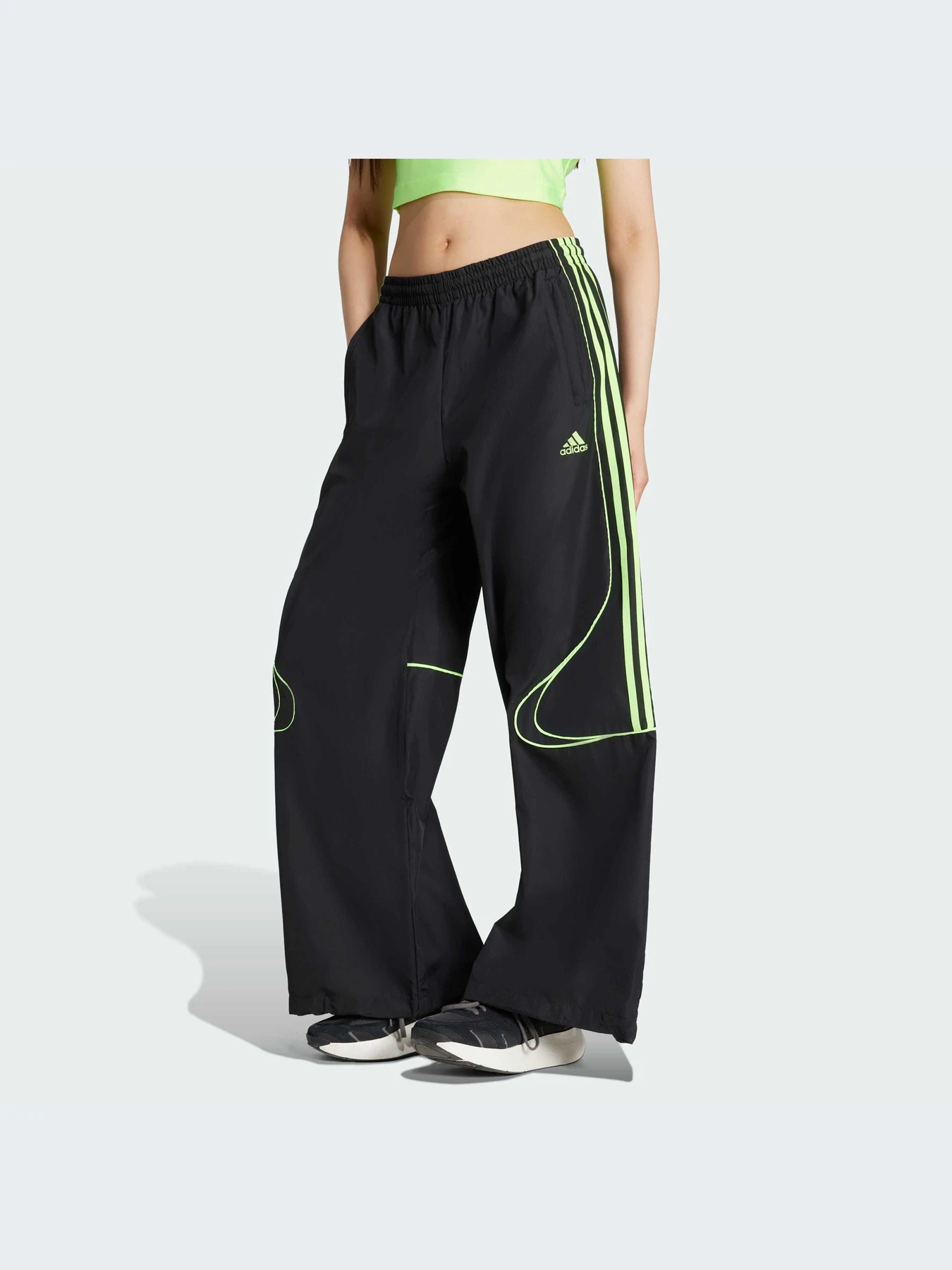 Брюки Adidas Adicolor модель JV7478-KZ Брюки Adidas Adicolor модель JV7478-KZ Фото