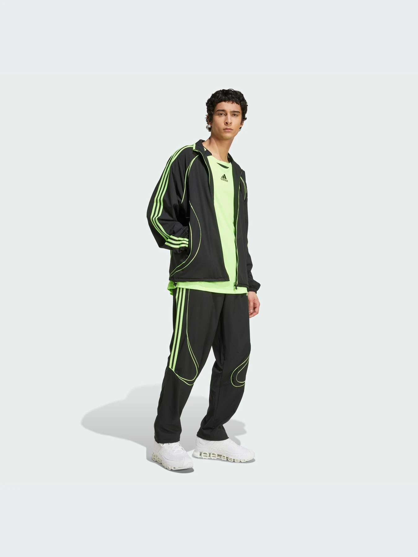 Худи и свитшоты Adidas Adicolor модель JW5866-KZ Фото