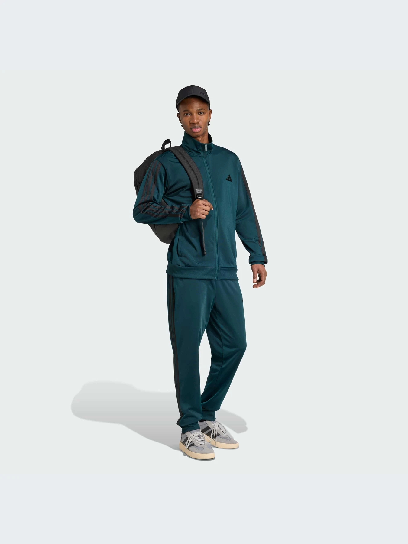 Костюмы Adidas модель JX5502-KZ Костюмы Adidas модель JX5502-KZ Фото