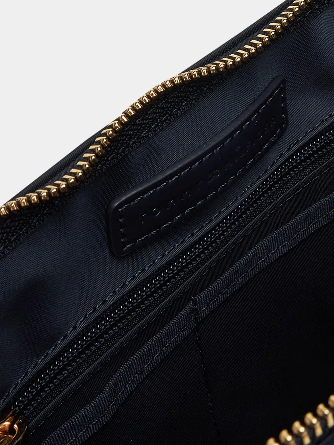 Сумки Tommy Hilfiger модель AW0AW17205-DW6 Фото