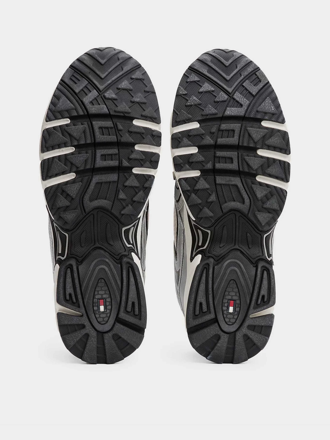 Кроссовки Tommy Hilfiger модель EM0EM01572-BDS Кроссовки Tommy Hilfiger модель EM0EM01572-BDS Фото