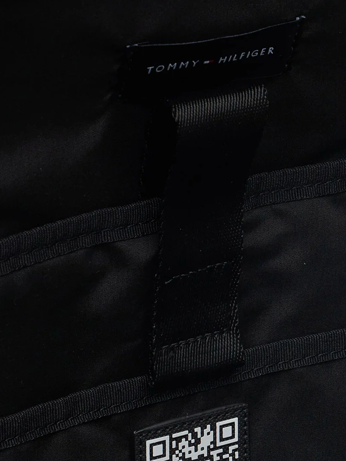 Рюкзаки Tommy Hilfiger модель AM0AM13184-BDS Фото