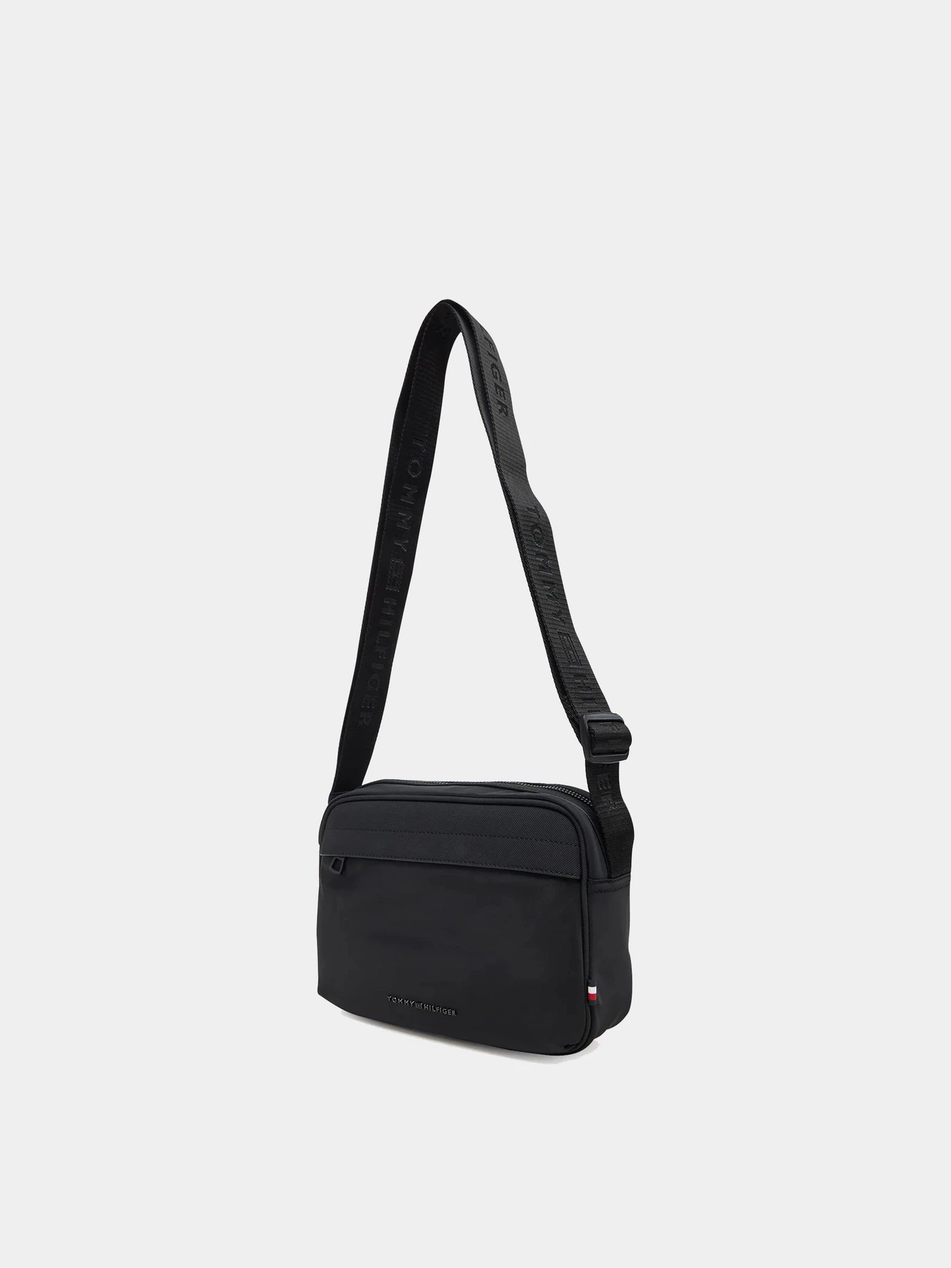 Сумки Tommy Hilfiger модель AM0AM13187-BDS Сумки Tommy Hilfiger модель AM0AM13187-BDS Фото