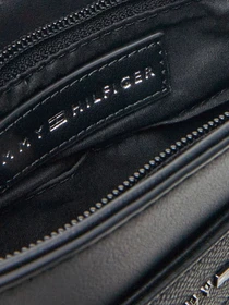 Сумки Tommy Hilfiger модель AM0AM13225-BDS Фото