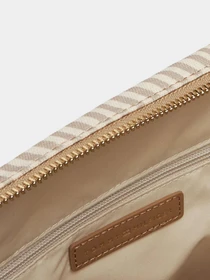 Сумки Tommy Hilfiger модель AW0AW17203-0I1 Фото