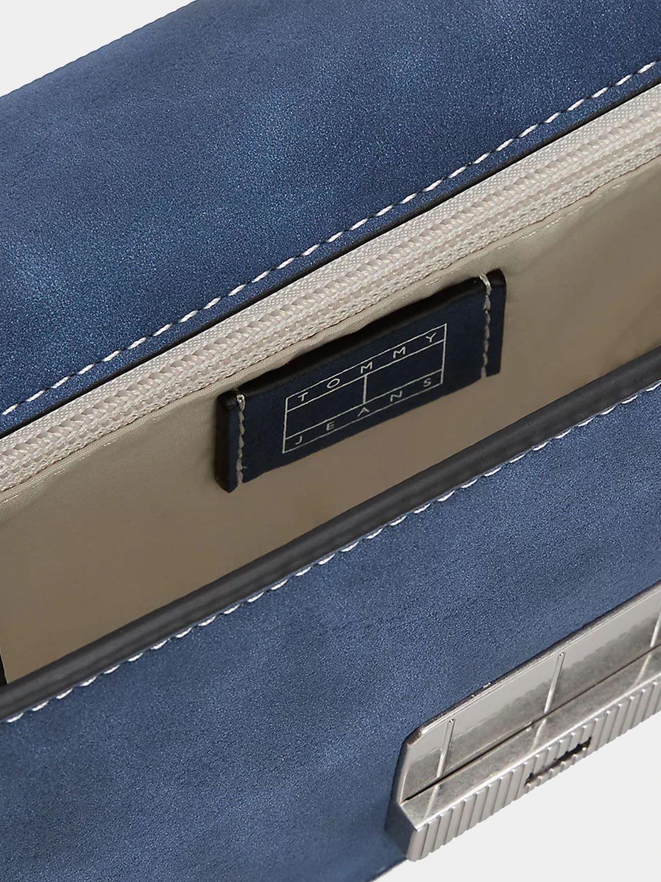 Сумки Tommy Hilfiger модель AW0AW17306-DA1 Сумки Tommy Hilfiger модель AW0AW17306-DA1 Фото