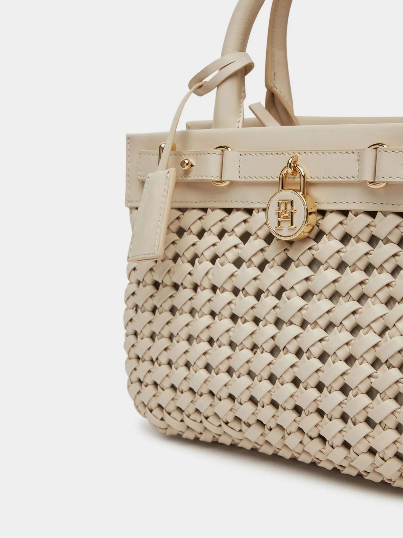Сумки Tommy Hilfiger модель AW0AW17395-AA8 Фото