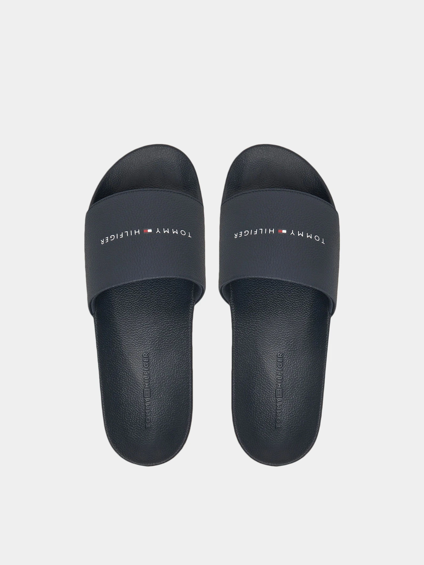 Шлёпанцы Tommy Hilfiger модель FM0FM05432-DW5 Шлёпанцы Tommy Hilfiger модель FM0FM05432-DW5 Фото