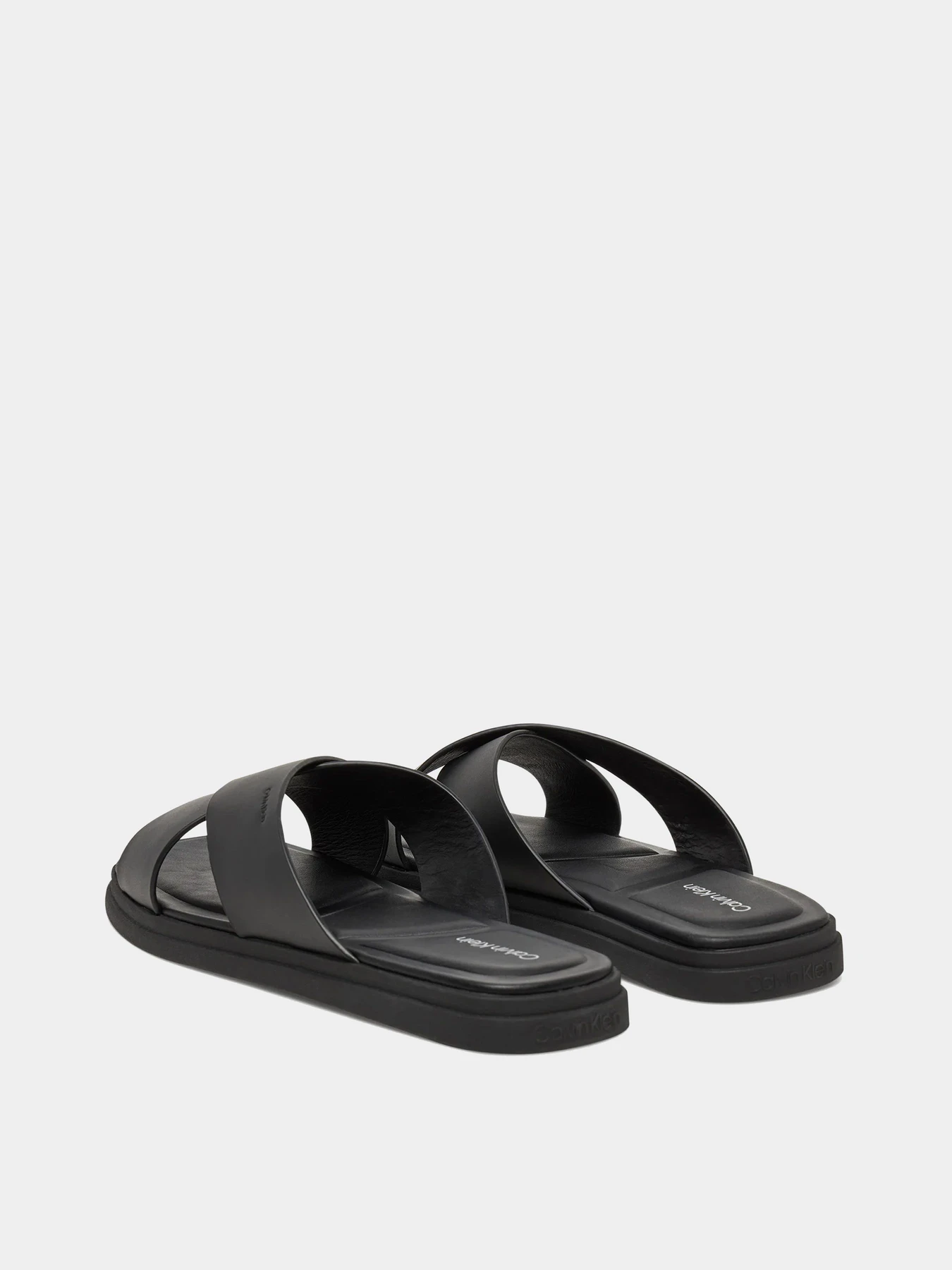 Шлёпанцы Calvin Klein модель HM0HM01737-BEH Шлёпанцы Calvin Klein модель HM0HM01737-BEH Фото