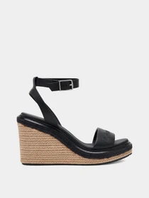 Сандалии Calvin Klein модель HW0HW02376-BEH Фото