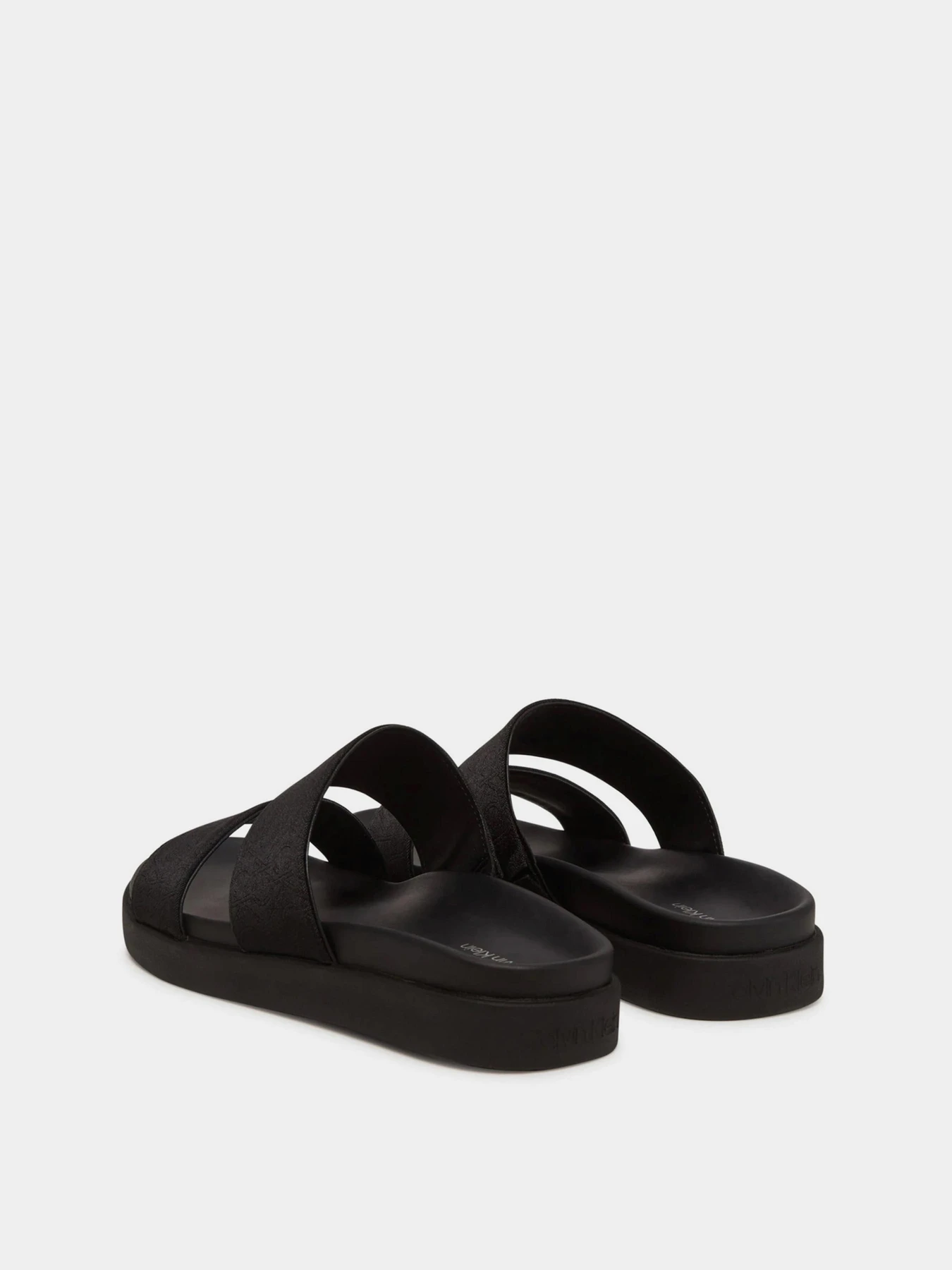 Шлёпанцы Calvin Klein модель HW0HW02486-BEH Шлёпанцы Calvin Klein модель HW0HW02486-BEH Фото