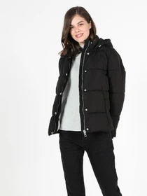Куртки и дубленки Colin’s модель CL1051050_BLK Фото
