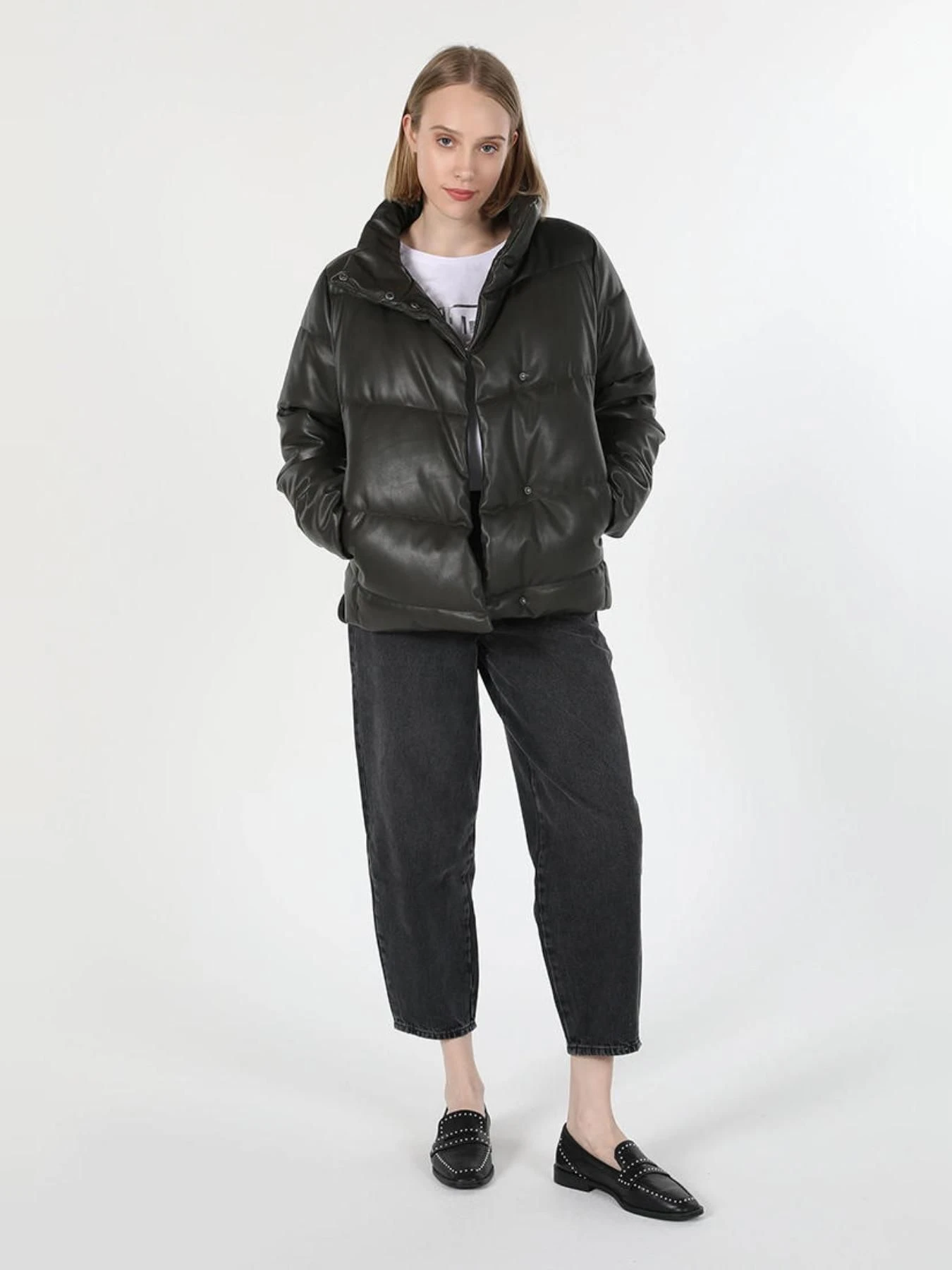 Куртки и дубленки Colin’s модель CL1060236_KHA Куртки и дубленки Colin’s модель CL1060236_KHA Фото