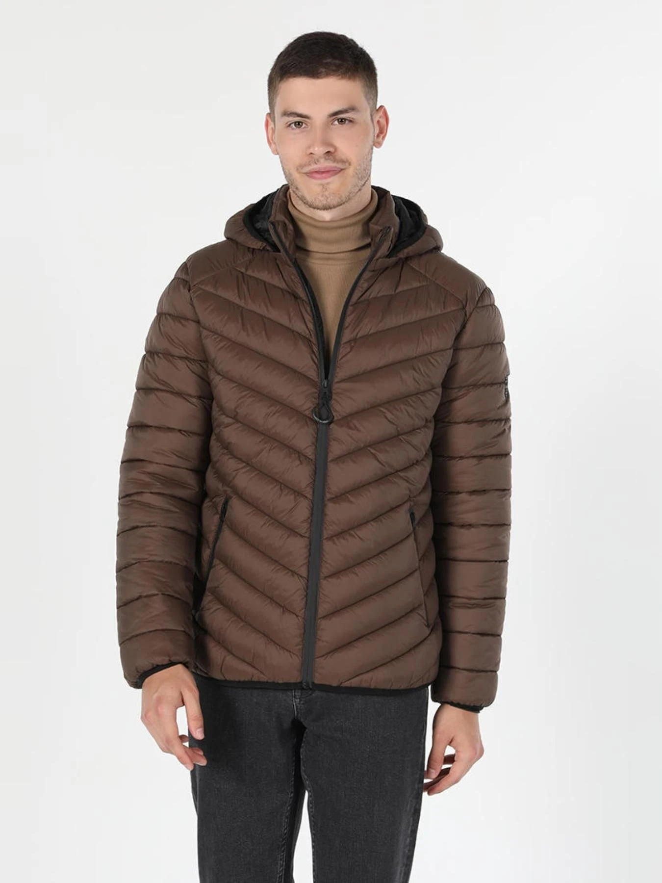Куртки и дубленки Colin’s модель CL1021308_BRW Куртки и дубленки Colin’s модель CL1021308_BRW Фото