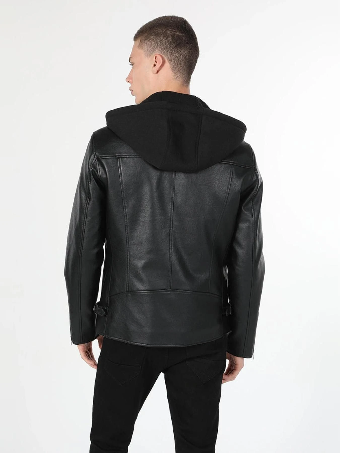 Куртки и дубленки Colin’s модель CL1060745_BLK Куртки и дубленки Colin’s модель CL1060745_BLK Фото