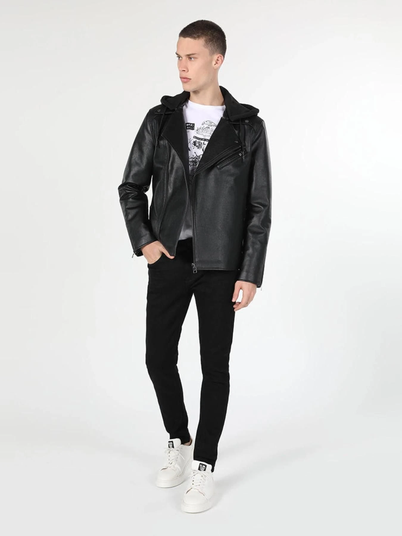 Куртки и дубленки Colin’s модель CL1060745_BLK Куртки и дубленки Colin’s модель CL1060745_BLK Фото