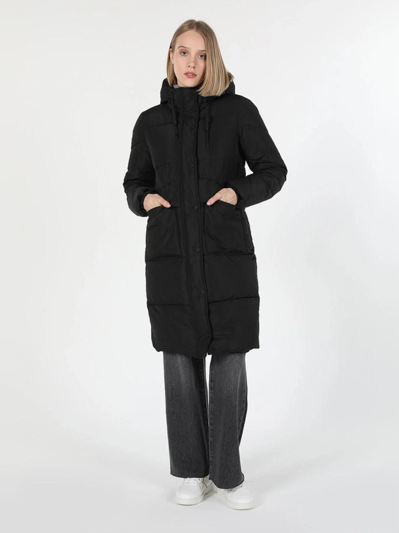 Куртки и дубленки Colin’s модель CL1060243_BLK Фото