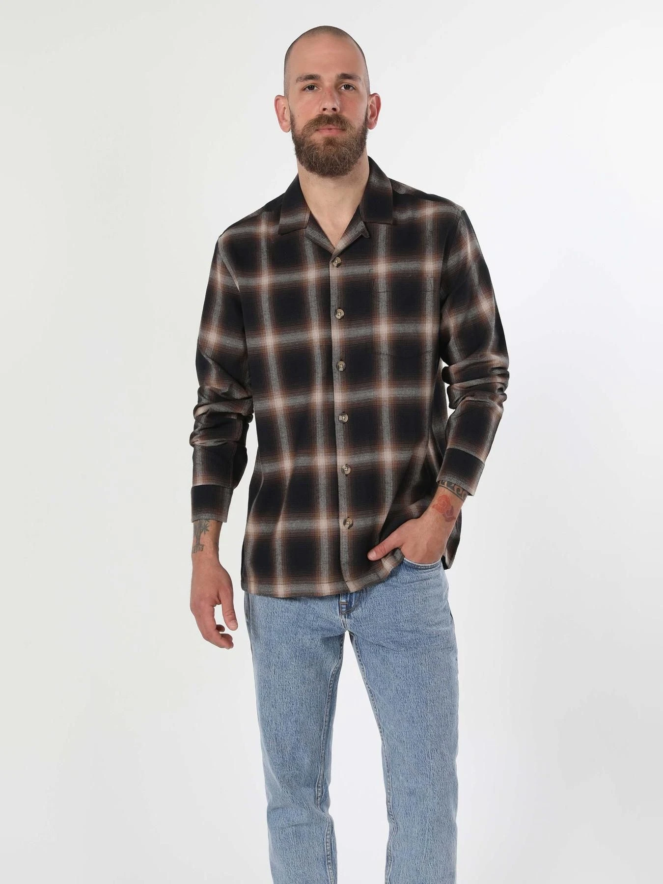 Рубашки Colin’s модель CL1059771_BLK Рубашки Colin’s модель CL1059771_BLK Фото