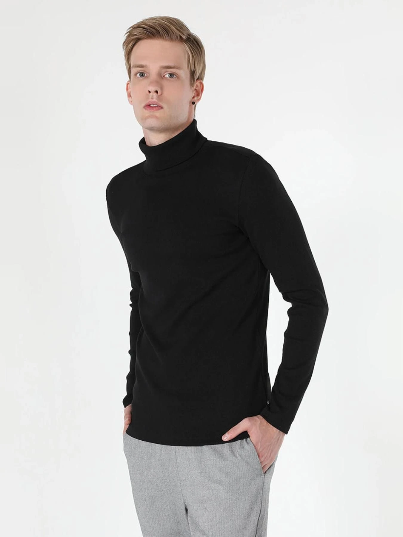 Худи и свитшоты Colin’s модель CL1049854_BLK Фото
