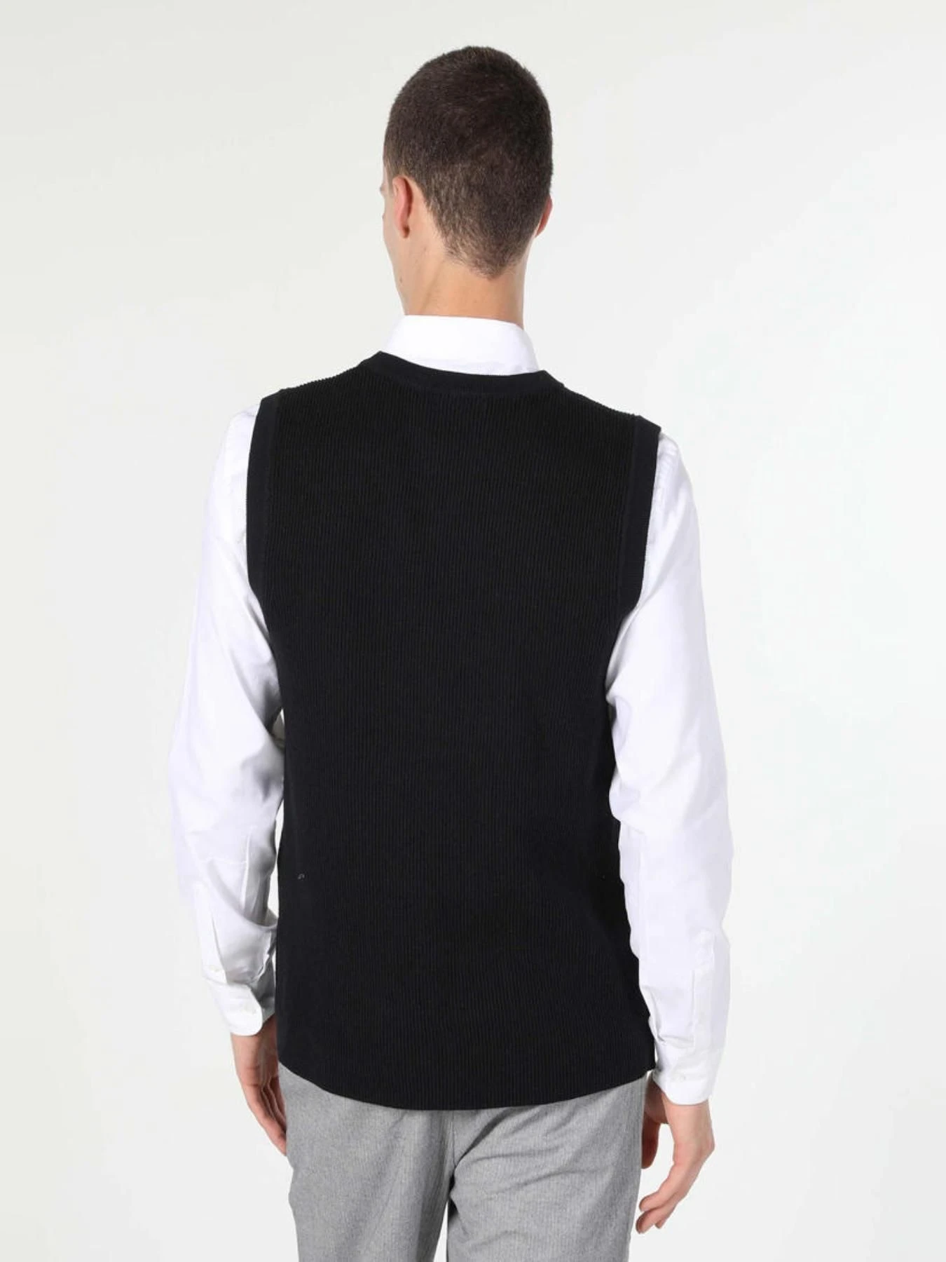 Худи и свитшоты Colin’s модель CL1060495_BLK Фото