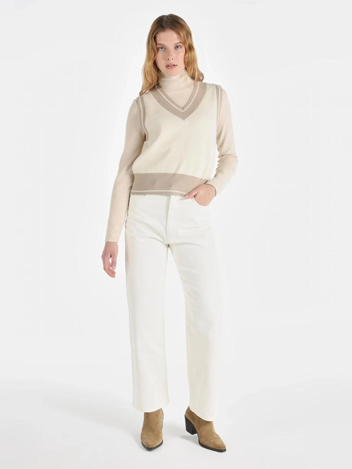 Худи и свитшоты Colin’s модель CL1065276_BEI Фото