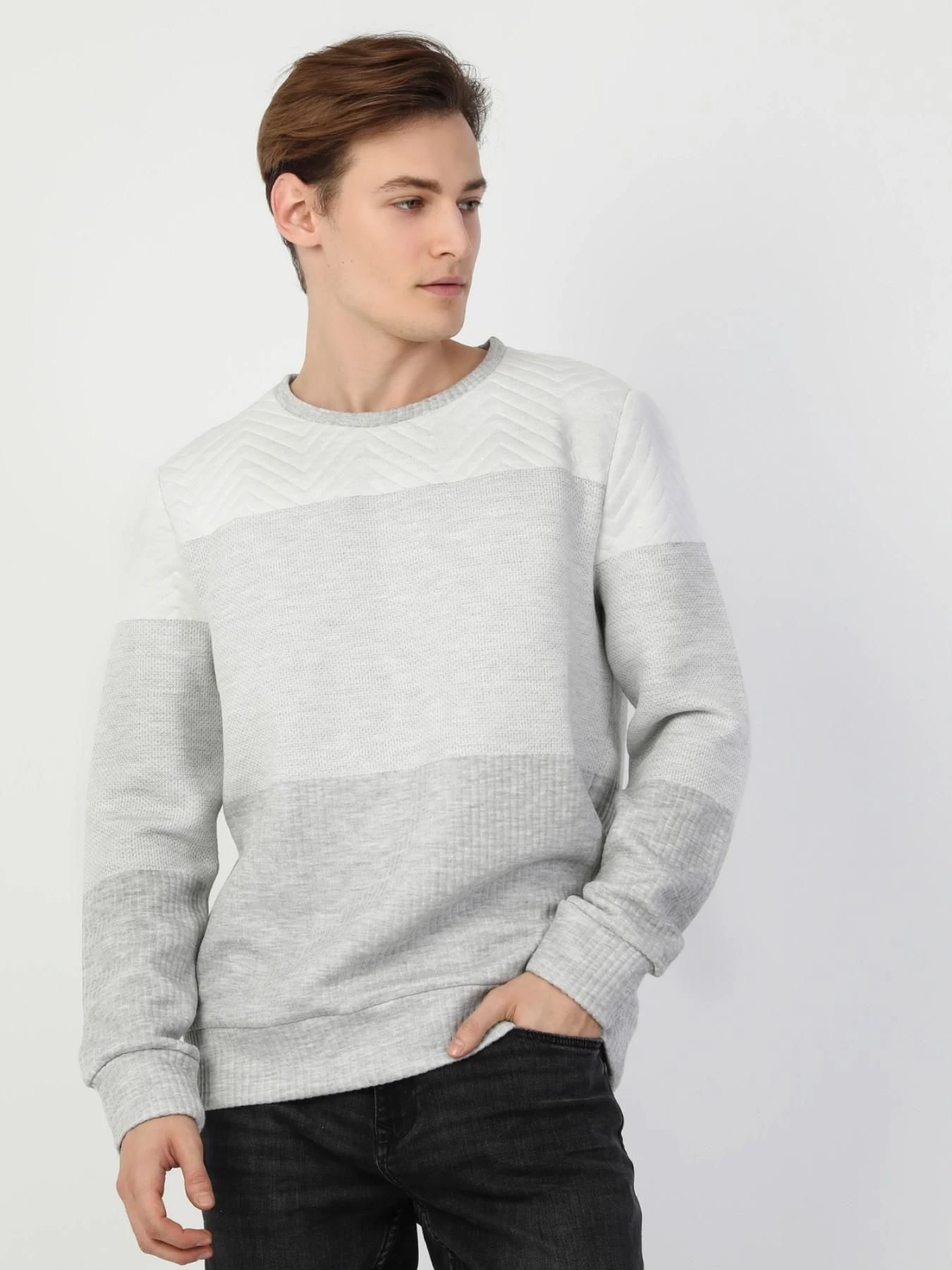 Худи и свитшоты Colin’s модель CL1047356_MGA Фото