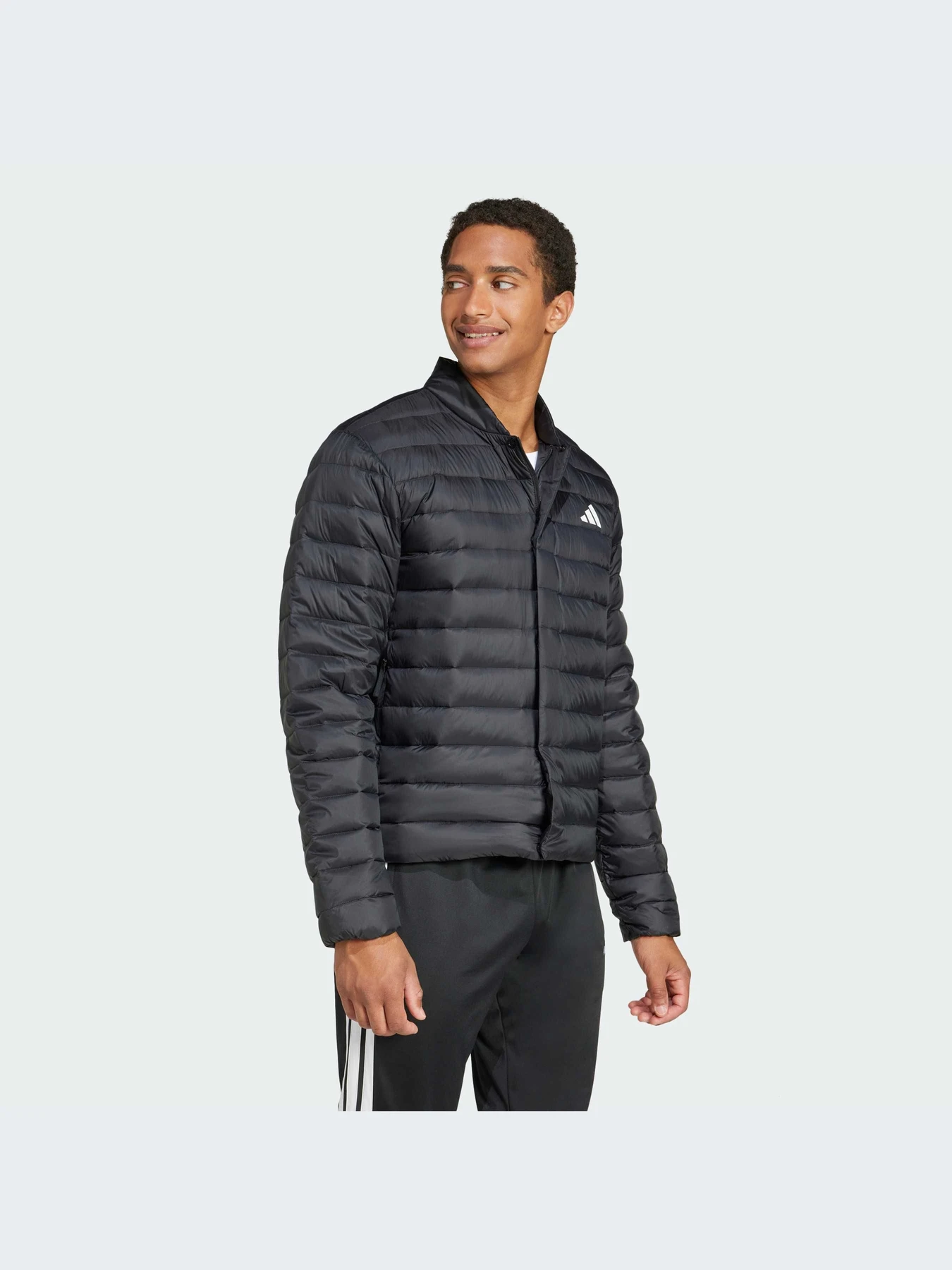 Куртки и дубленки Adidas модель JJ1198-KZ Куртки и дубленки Adidas модель JJ1198-KZ Фото