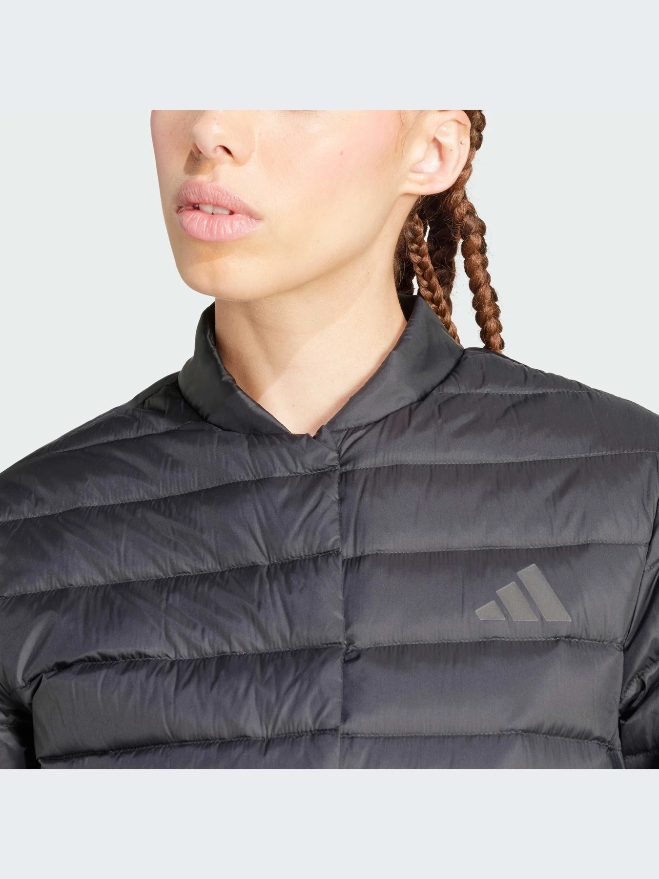 Куртки и дубленки Adidas модель JD1087-KZ Куртки и дубленки Adidas модель JD1087-KZ Фото