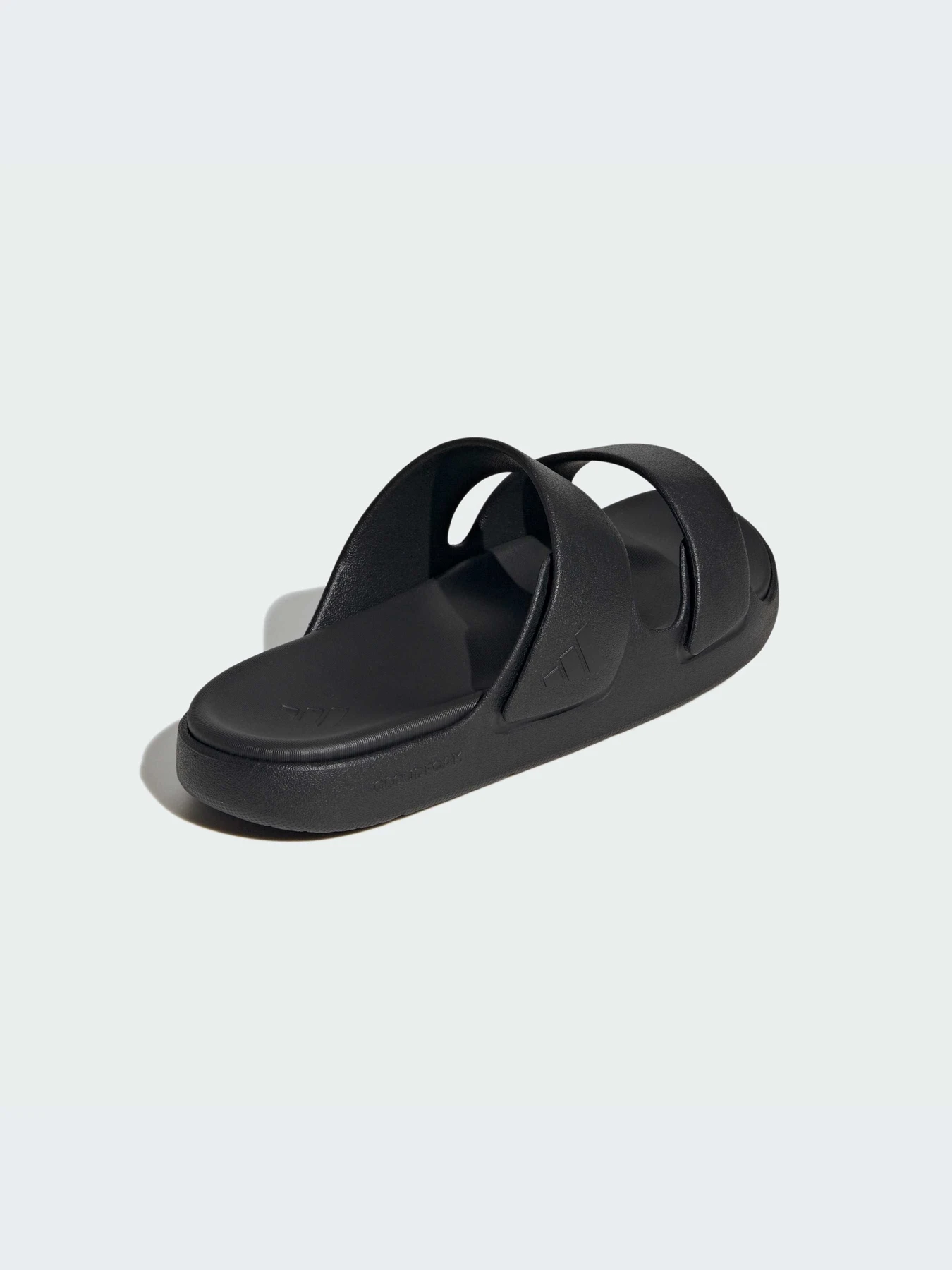 Шлёпанцы Adidas модель JR3122-KZ Шлёпанцы Adidas модель JR3122-KZ Фото