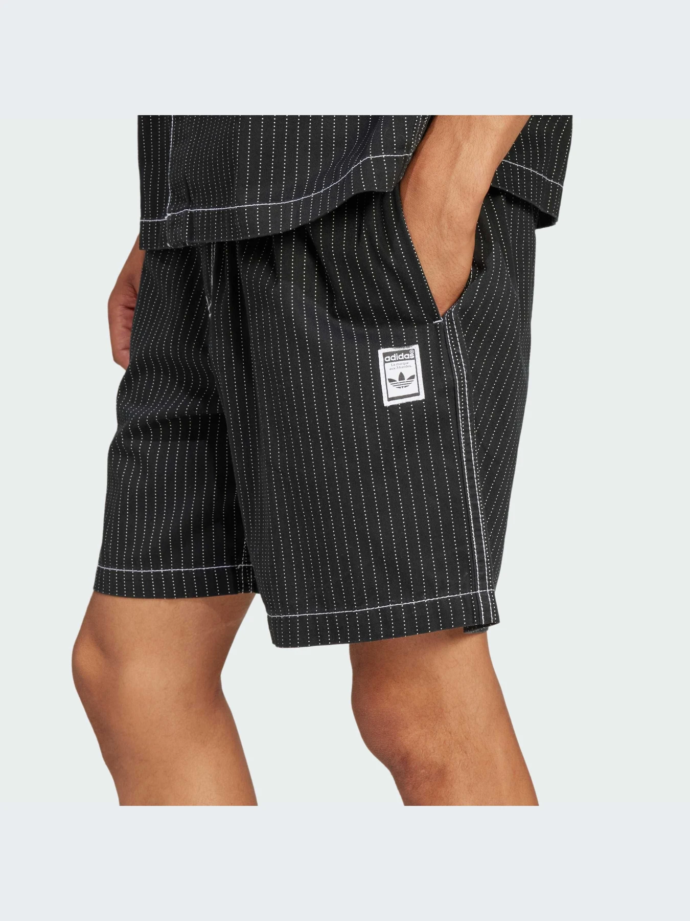 Шорты Adidas Graphics модель JP4491-KZ Шорты Adidas Graphics модель JP4491-KZ Фото