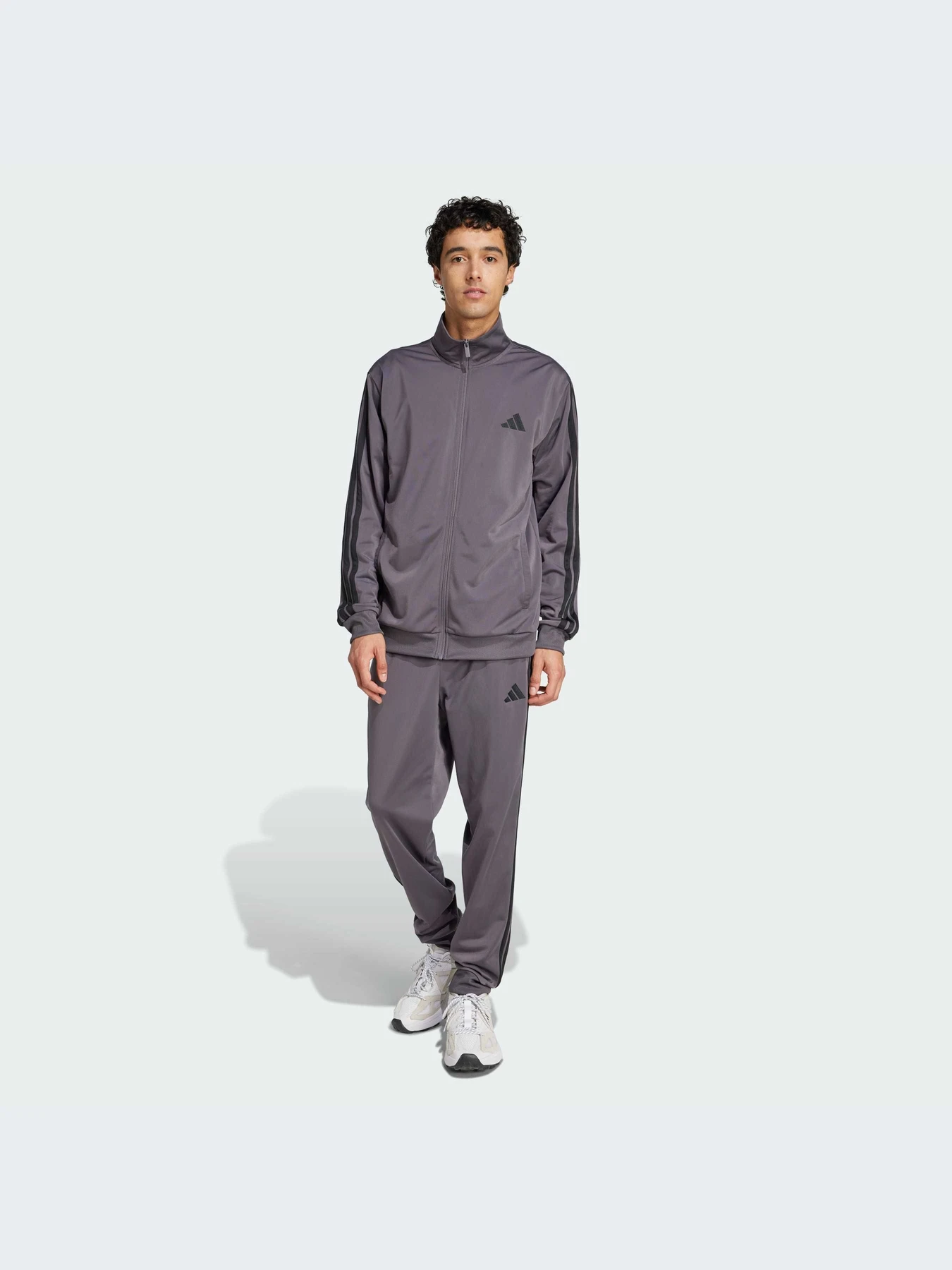 Костюмы Adidas 3 Stripes модель JI8856-KZ Костюмы Adidas 3 Stripes модель JI8856-KZ Фото