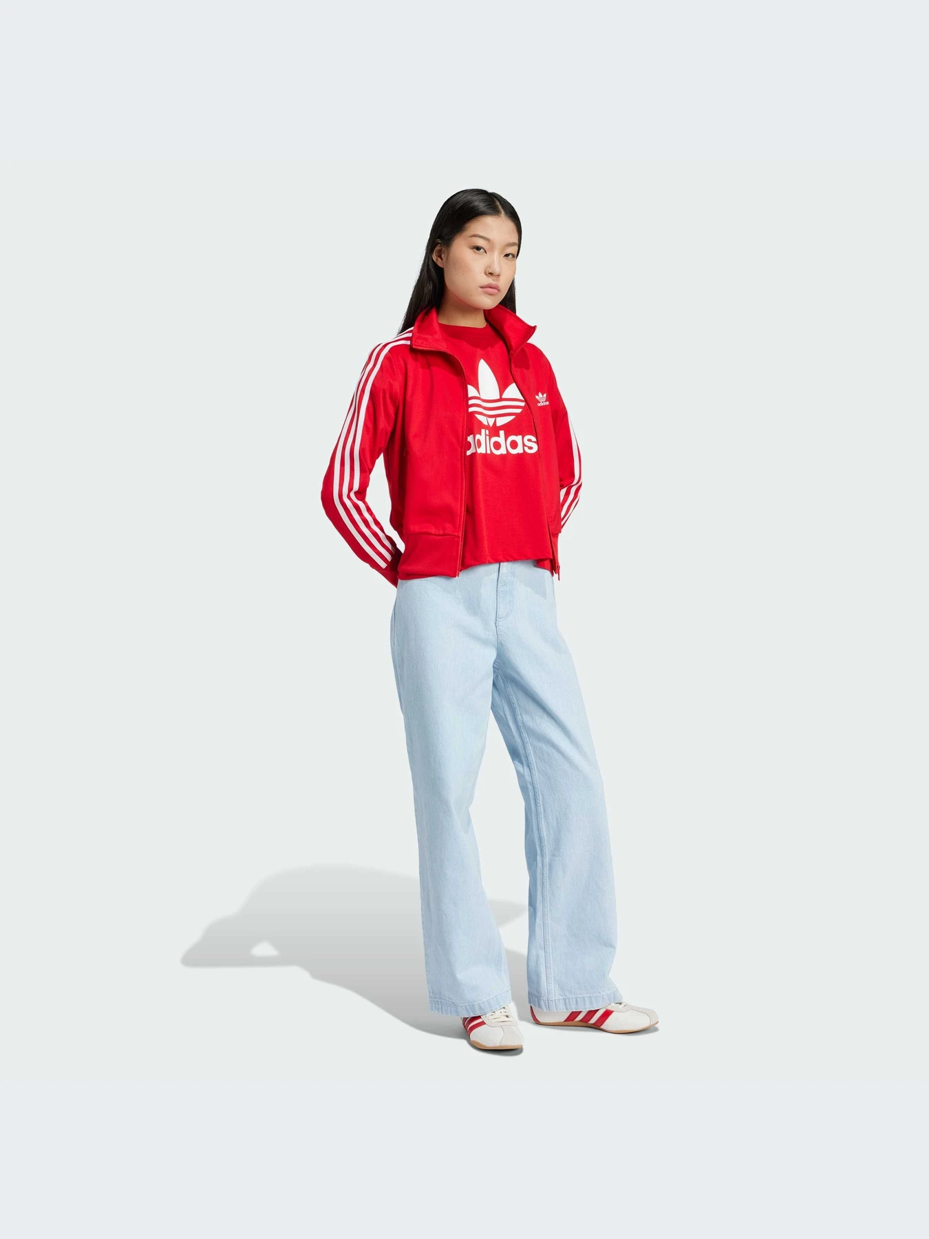 Брюки Adidas Adidas Essentials модель JD4757-KZ Брюки Adidas Adidas Essentials модель JD4757-KZ Фото