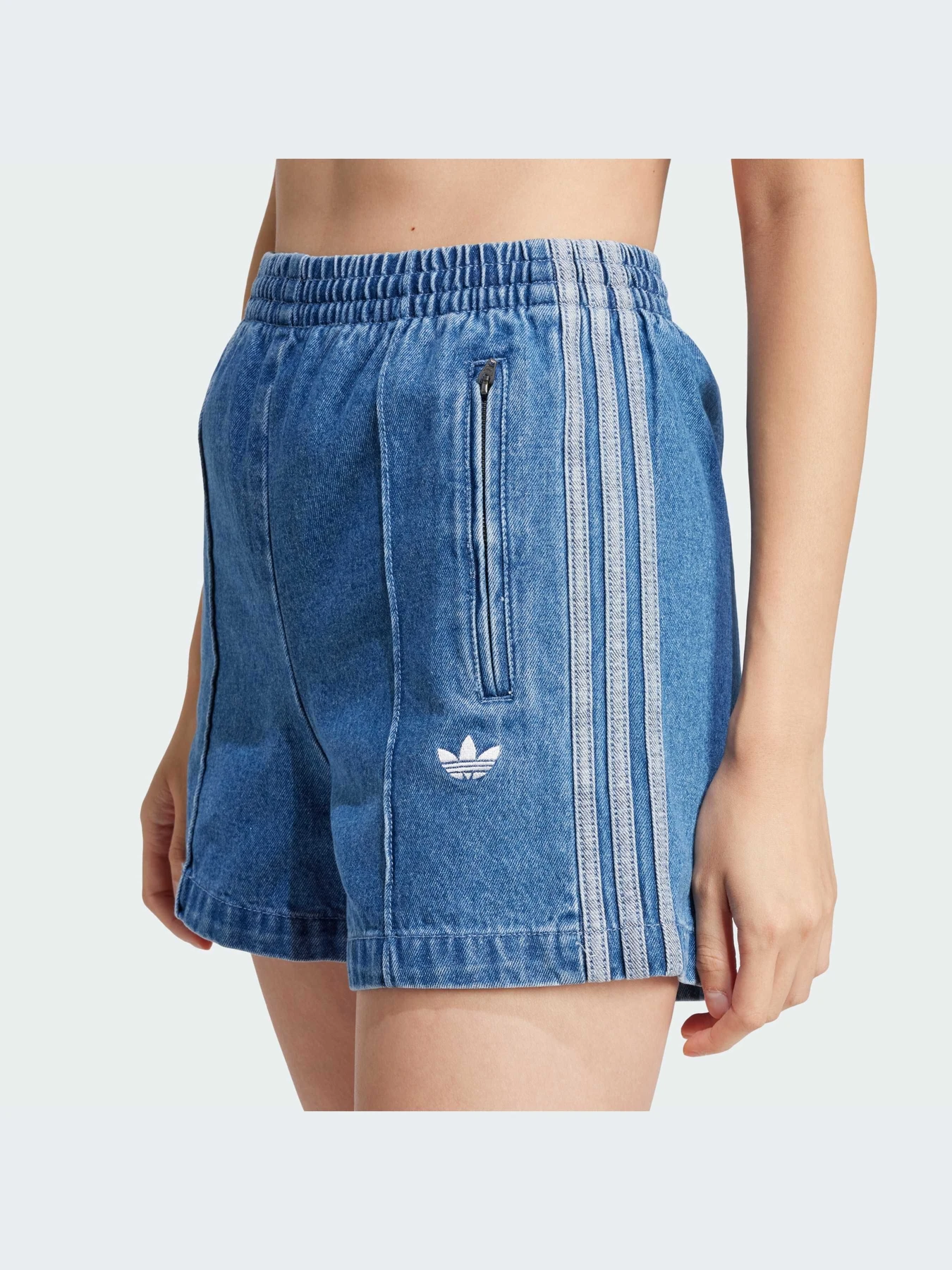 Шорты Adidas модель JD2562-KZ Шорты Adidas модель JD2562-KZ Фото