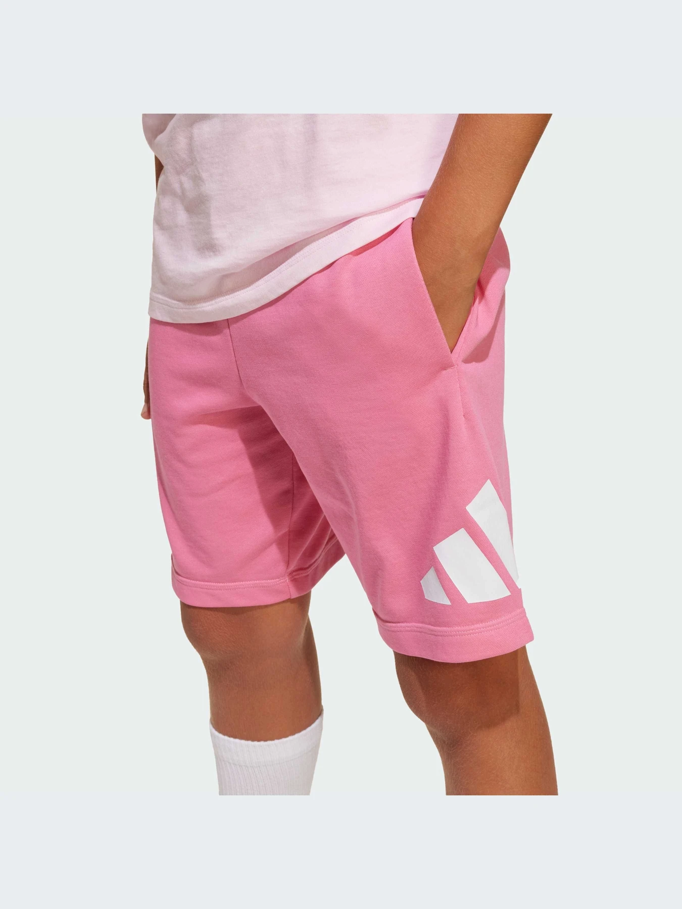Костюмы Adidas модель JE3972-KZ Костюмы Adidas модель JE3972-KZ Фото