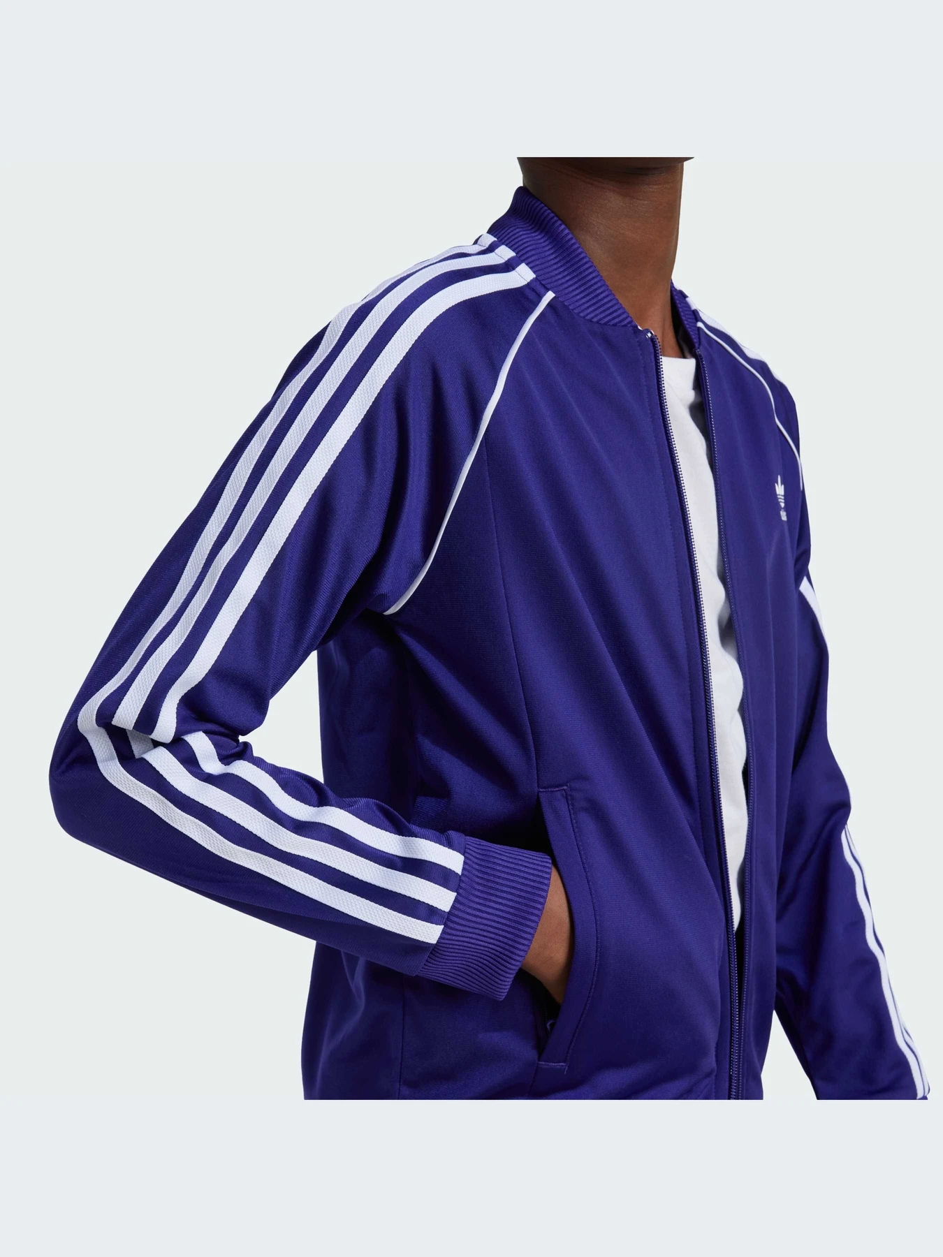 Худи и свитшоты Adidas Adicolor модель IY7453-KZ Худи и свитшоты Adidas Adicolor модель IY7453-KZ Фото