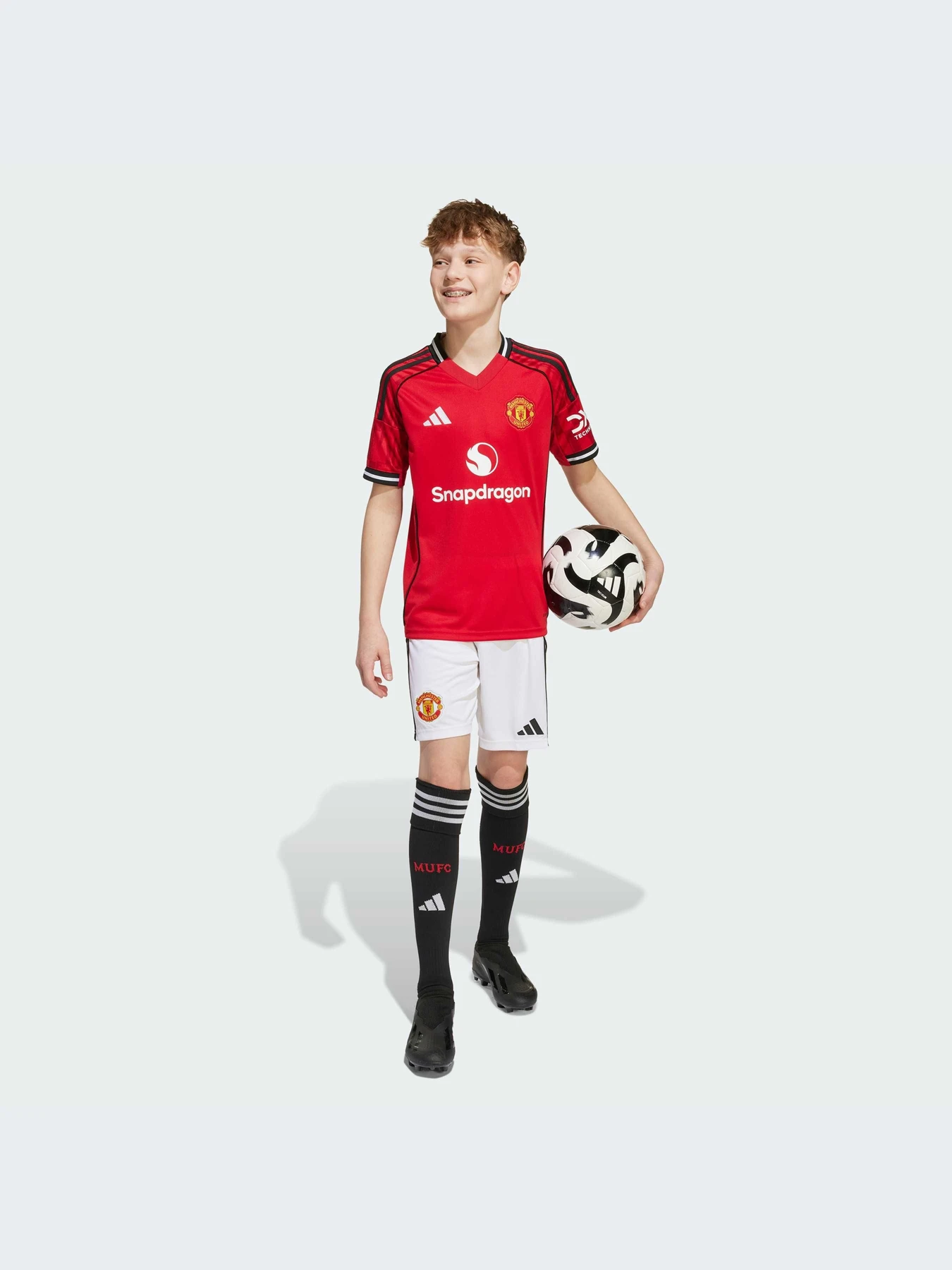 Футболки и поло Adidas модель JP3013-KZ Футболки и поло Adidas модель JP3013-KZ Фото