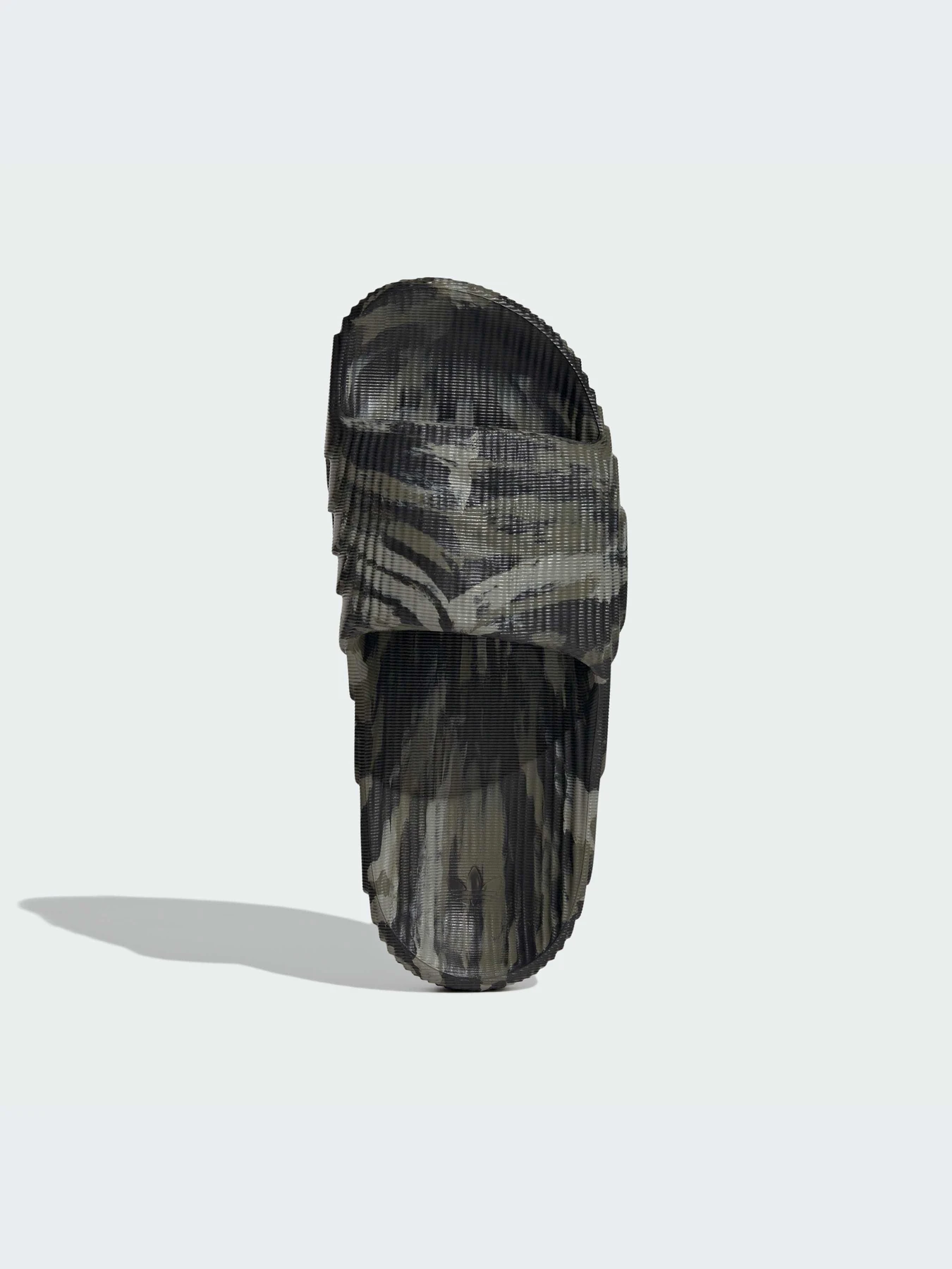 Шлёпанцы Adidas Adilette модель JH9697-KZ Шлёпанцы Adidas Adilette модель JH9697-KZ Фото
