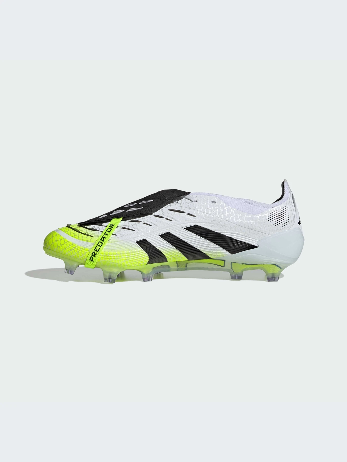 Кроссовки Adidas Predator модель JI1092-KZ Кроссовки Adidas Predator модель JI1092-KZ Фото