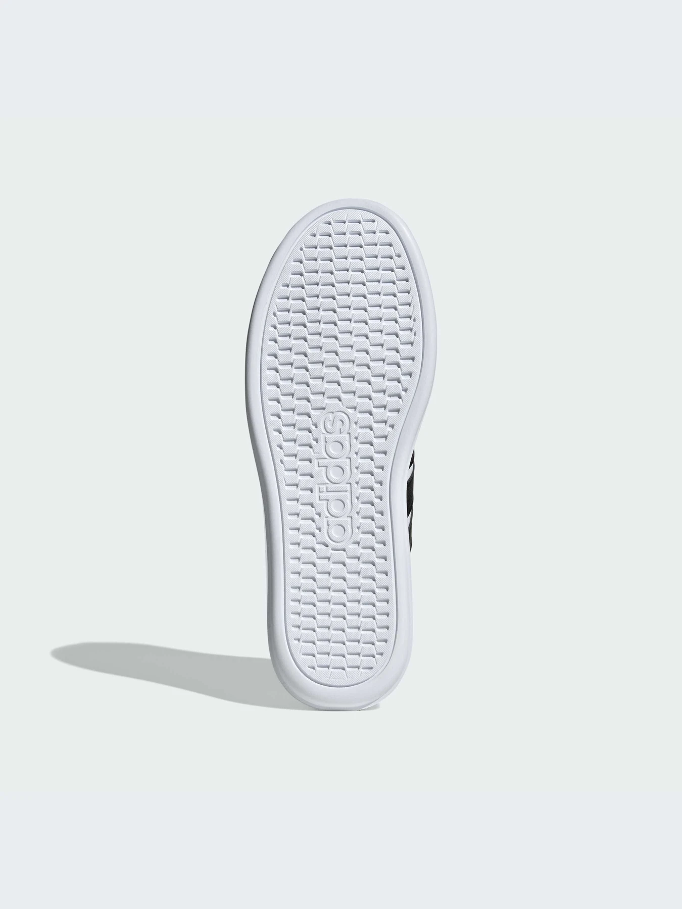Кроссовки Adidas модель IH0856-KZ Кроссовки Adidas модель IH0856-KZ Фото